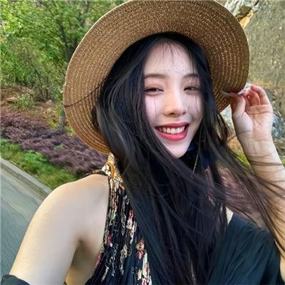 捡个女帝当老婆